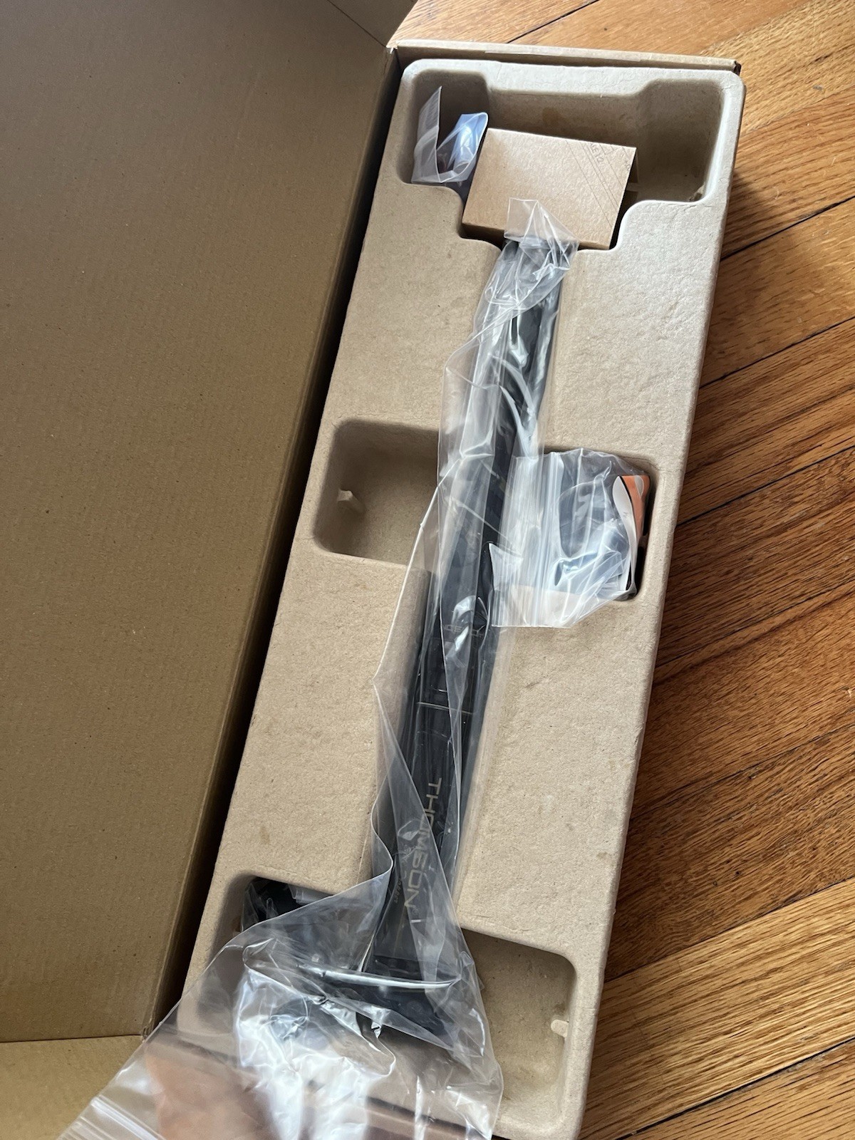 Thomson Covert Black Dropper Seatpost - 27.2, 100mm, Black, Internal