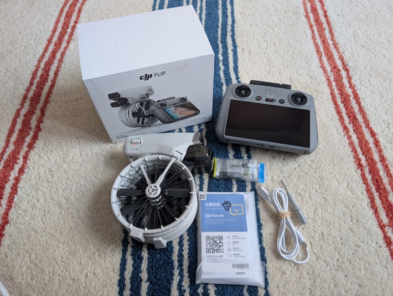 D.J.I. Flip quadcopter + RC2 combo in mint condition - only flown thrice