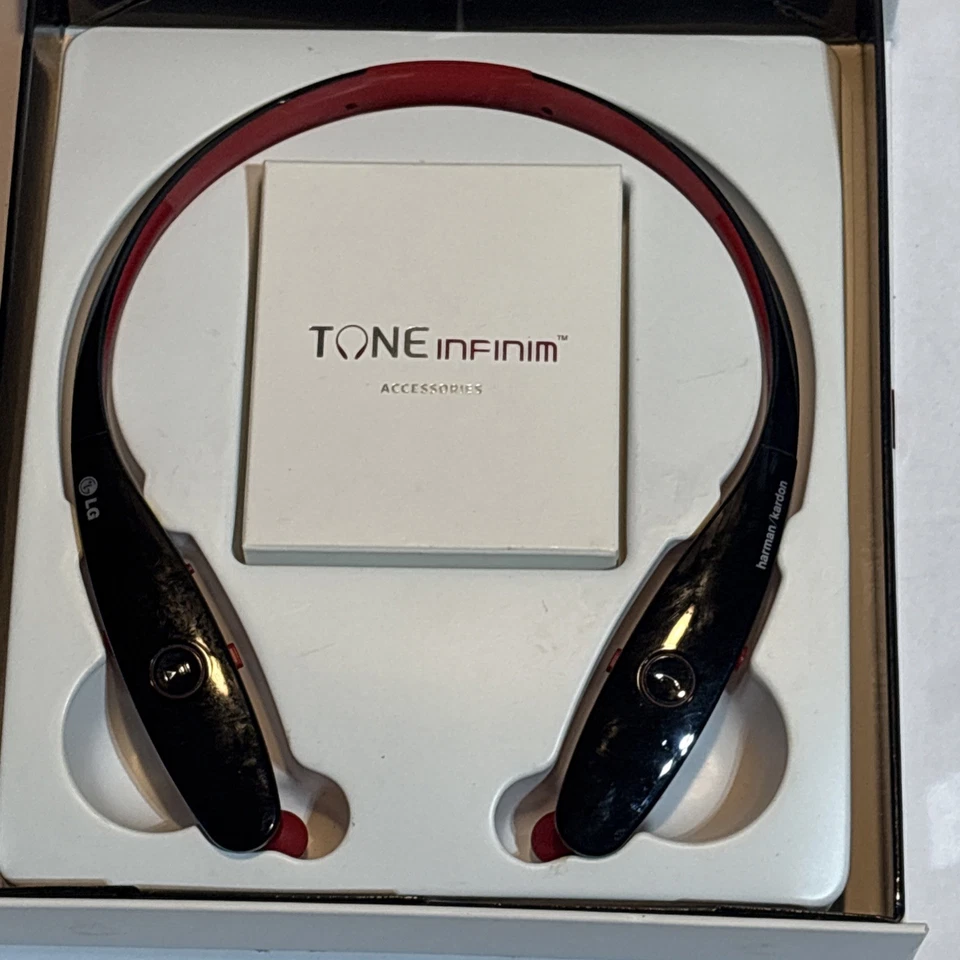 LG Tone Infinim HBS-900 Bluetooth Wireless Stereo Headset Black Harman Kardon - Image 3 of 4