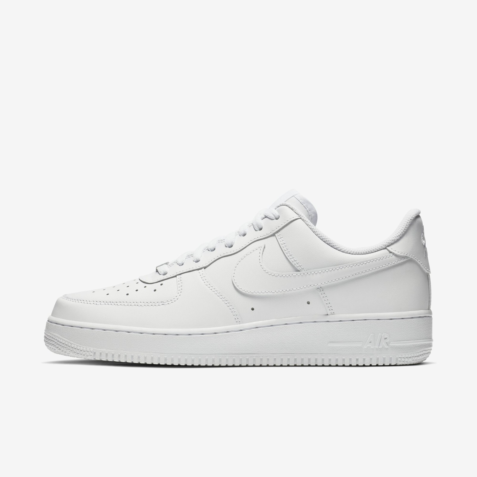 Полуботинки Nike Air Force 1 07 (CW2288-111) Тройные белые