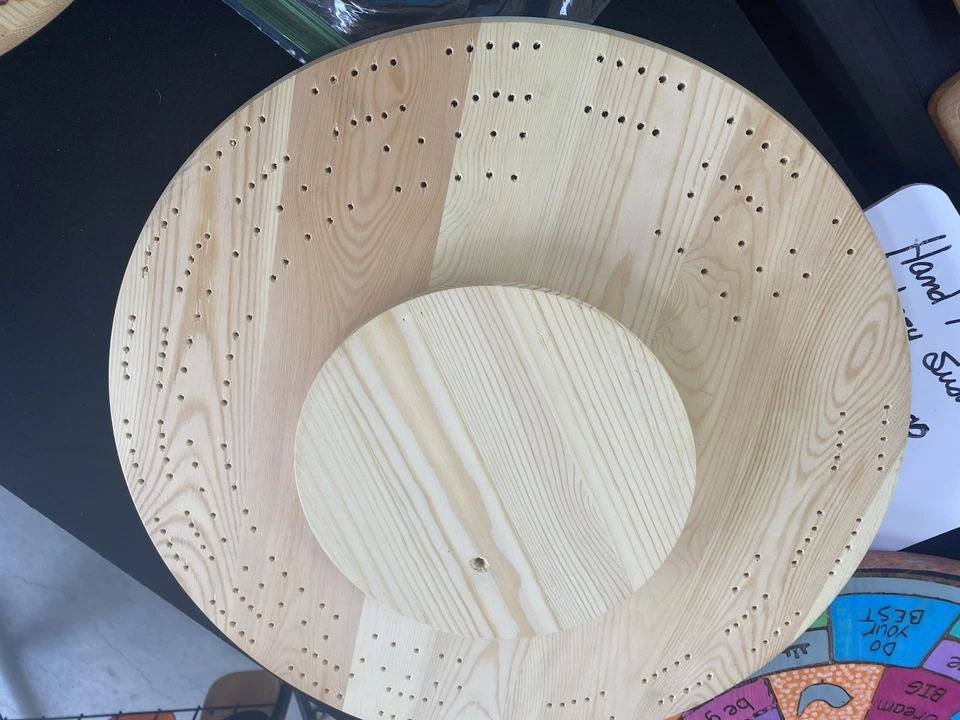 Hippy Soul Colorful Handcrafted Cribbage Board with Peace Sign - Изображение 3 из 3