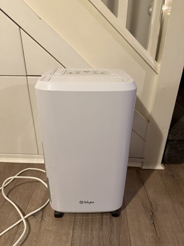Blyss D003A-12L 12Ltr Dehumidifier Used Good Condition