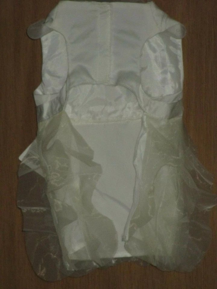 You & Me Pequeño 13 - 15 IN Vestido de Novia y Velo Conjunto de Perro de Novia Foto 3 de 3