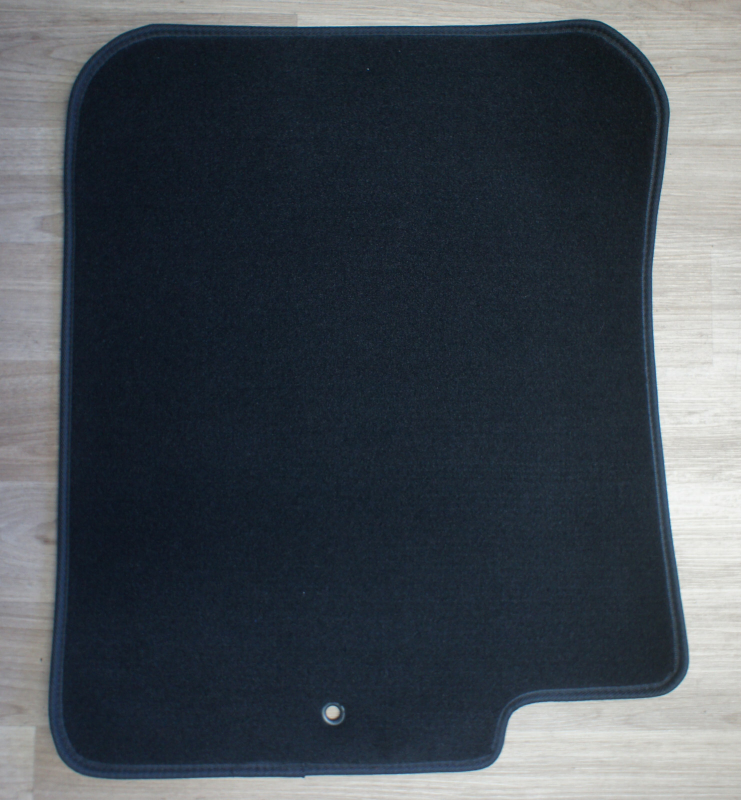 Tailor Made Front Pair Car Floor Mats for Hyundai Accent RB 07/2011 to