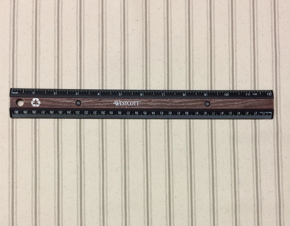 TELA MULTIUSOS DE SÁNDALO TIC VINTAGE BALARD DESIGNS POR YARDA 56"W Foto 2 de 4