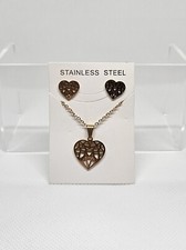 18K Gold Plated Stainless Steel Heart Jewelry Set W/Necklace  Earrings NEW