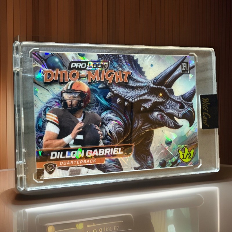 2025 Wild Card - Dino-Might - Pro Look -- Dillon Gabriel [RC] 1/2!!!