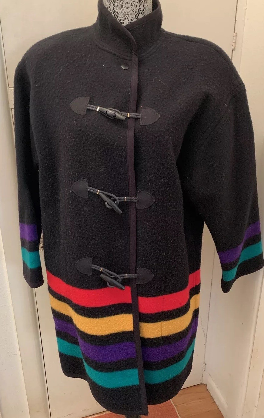 VTG Pendleton knockabouts Black Wool Toggle Rainb… - image 1
