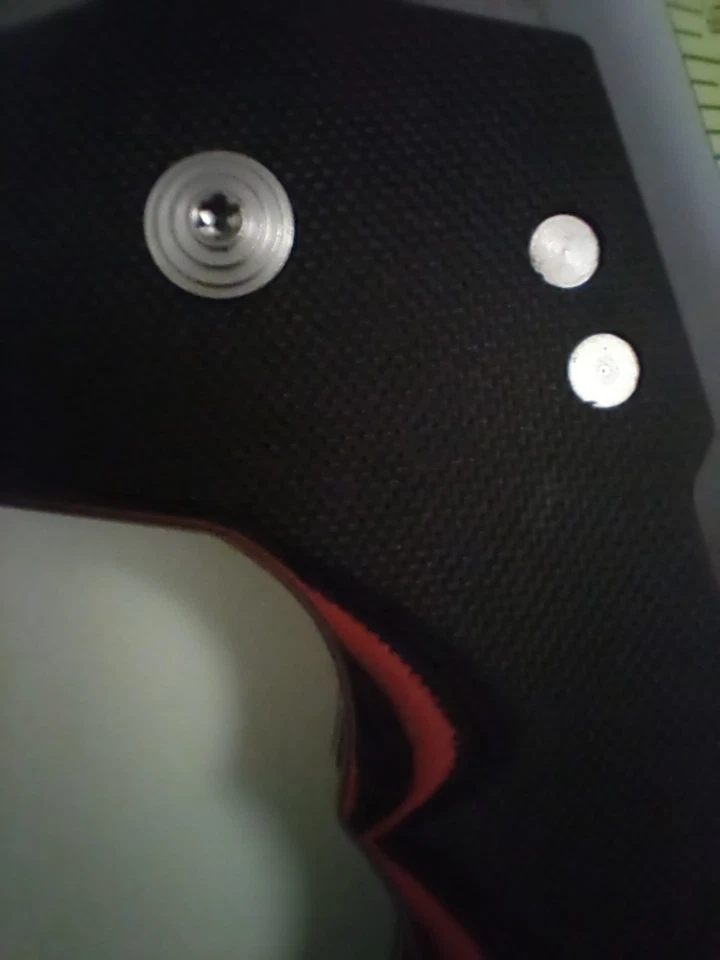 Cuchillo Cold Steel Mayhem Aus 10A hoja de 6 pulgadas mango G-10 negro con acento rojo Foto 3 de 4