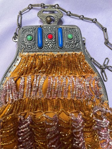 ANTIQUE DECO EGYPTIAN SLIVER REPOUSSE FLAPPER BEADED PURSE - Picture 5 of 6