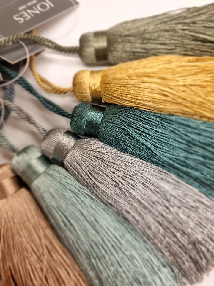 Reef Key Tassel - Decorative Cushion Fabric Trim Trimming 9cm + 6cm loop  - Image 2 of 2