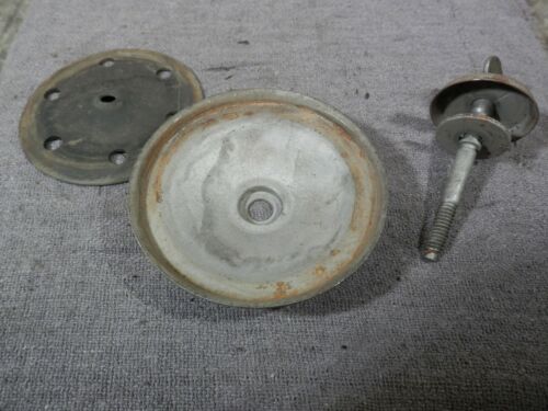 1963 Corvette Brake Master Cylinder Lid & Thumb screw - #5462389 - Picture 3 of 8