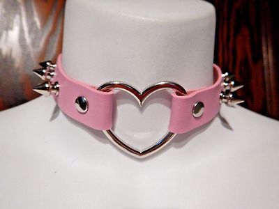 ◆VVV◆ Pink Heart Chain Choker Necklace 22FWNK065PKF Amazon.com: Sacina Gothic Punk Pink Spiked Heart Choker