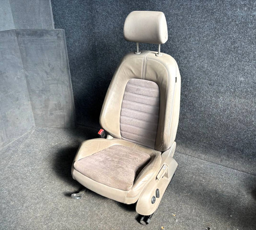 Ledersitz Fahrersitz VW Passat 3C Sportsitz Ledersportsitz LATTE beige