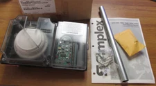 NIB SIMPLEX 4 WIRE DUCT SENSOR HOUSING W/ RELAY CAT# 0631149 .. UO-75