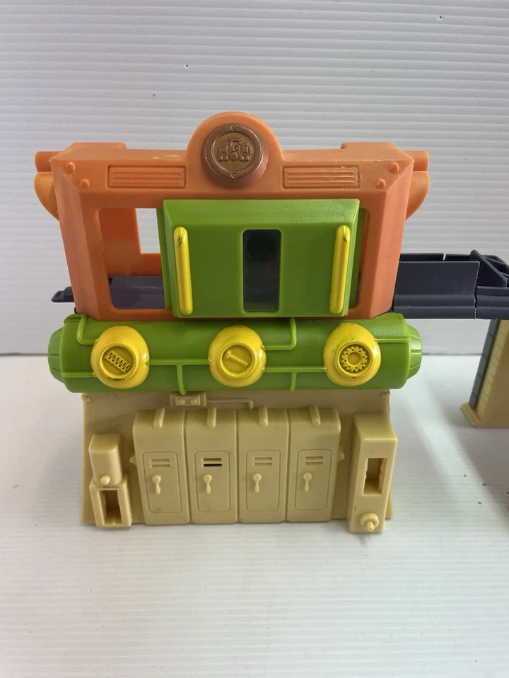 Chuggington Learning Curve 2010 Luderum Train Set Track Tunnel Pieces Diecast. - Image 2 of 4