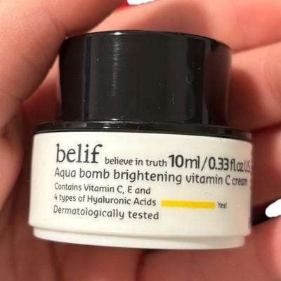 belif Aqua bomb brightening Tagespflege Vitamin C E Hyaluron Creme Gesicht 10 ml
