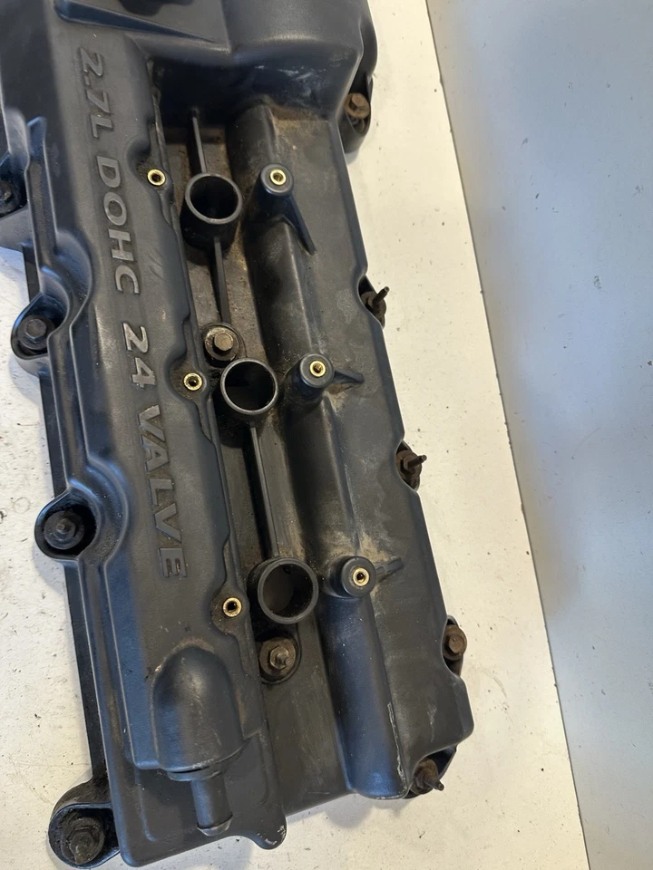 Valve Rocker Cover Left For Chrysler 300c 2.7 Petrol 2009 year p04892466ac - Image 2 of 4