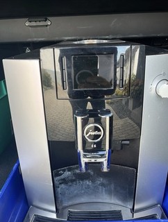 JURA E6 1450W Kaffee Vollautomat Platin