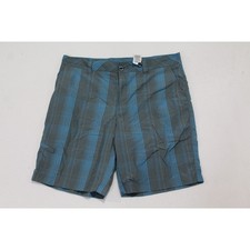 Columbia Men Blue Plaid Shorts Omni Shade Sun Protection Size 38X11