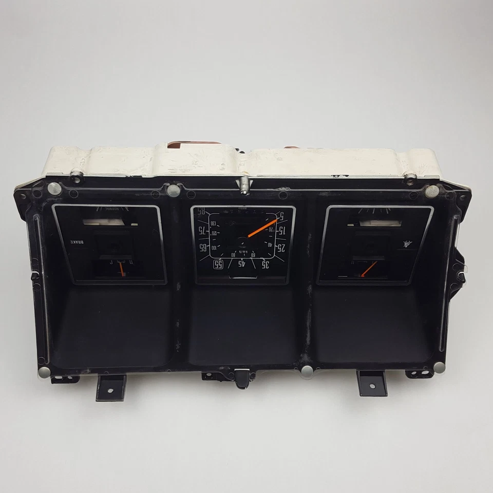 Cuadro de instrumentos velocímetro Ford Econoline E-150 E-250 E-350 1980-1990 Foto 4 de 4