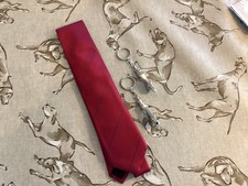 Jaguar silk tie and leaper key