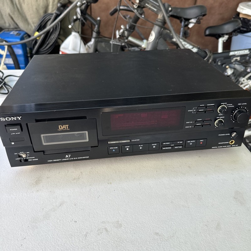 Sony DTC-A7 DAT Recorder – Japan Made –