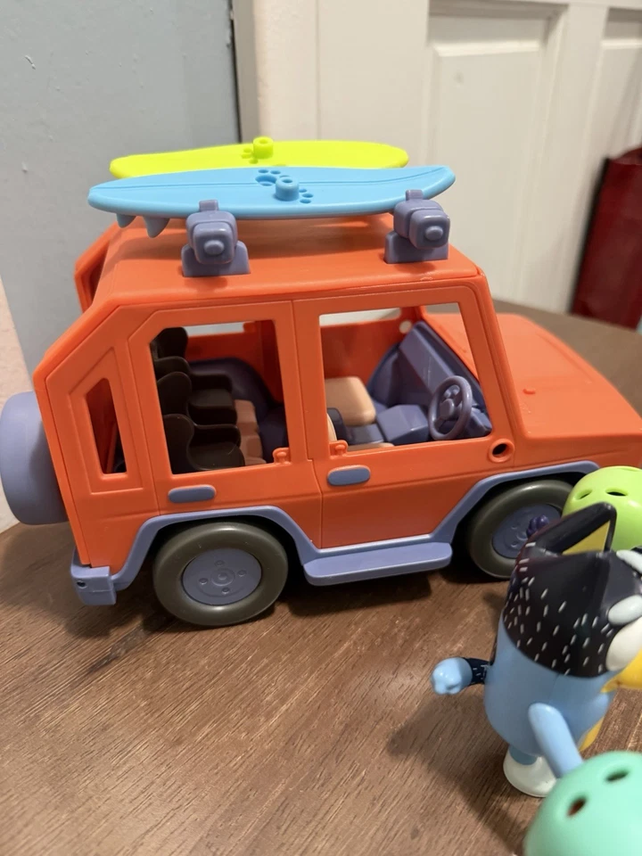Tablas de surf Bluey Jeep 3 figuras Bluey Bandit oxidadas usadas excelente estado Foto 4 de 4