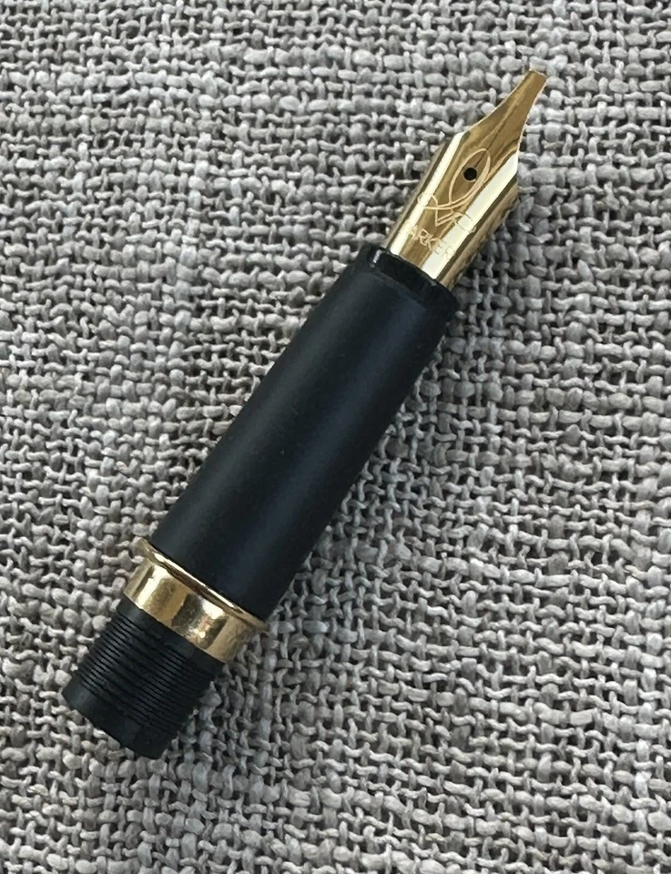 Mint Parker Frontier Fountain Pen Nib/Feed/Section Unit, Broad Italic Stub - Image 2 of 4