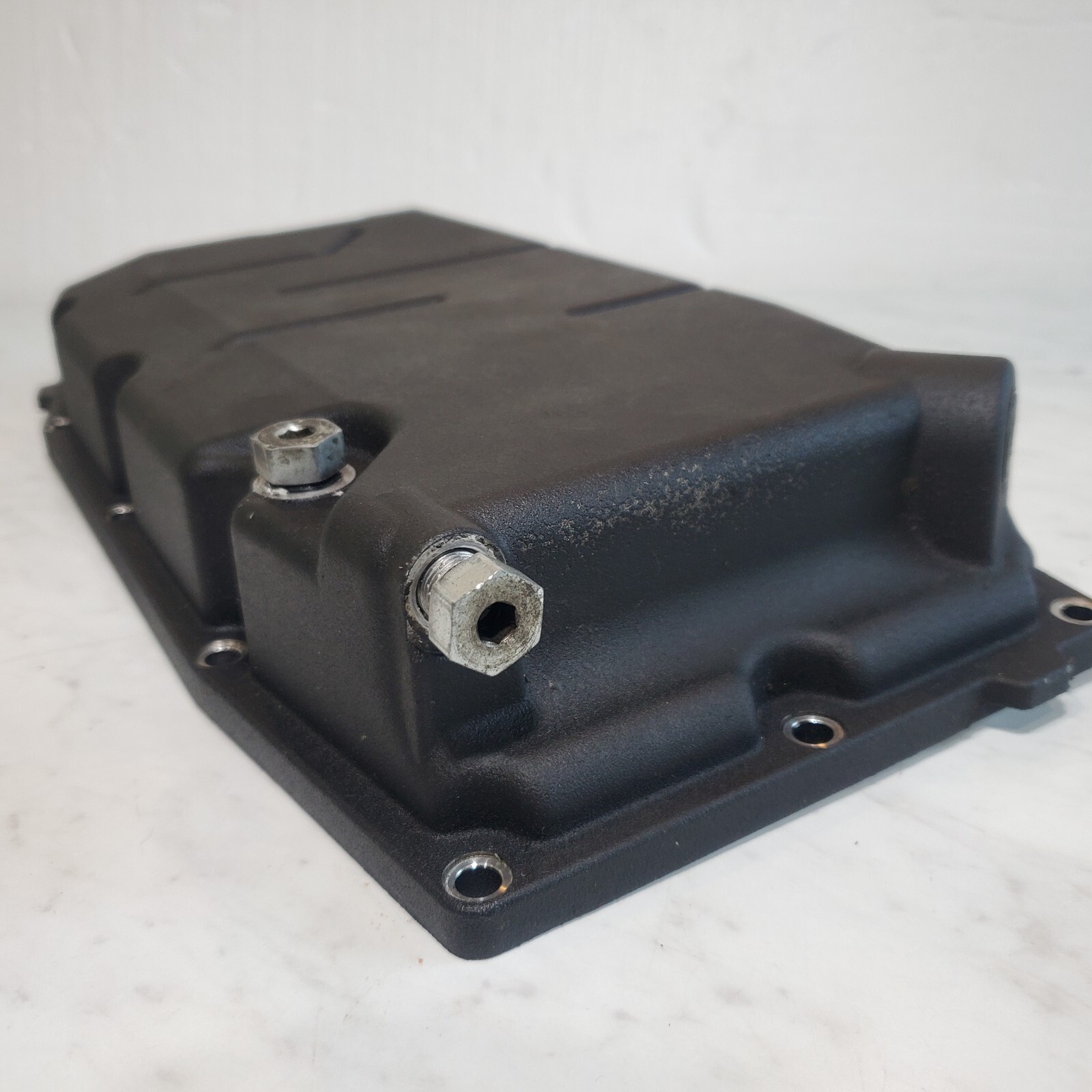 Harley Davidson OEM Touring Milwaukee Eight M8 Oil Pan 62700132 