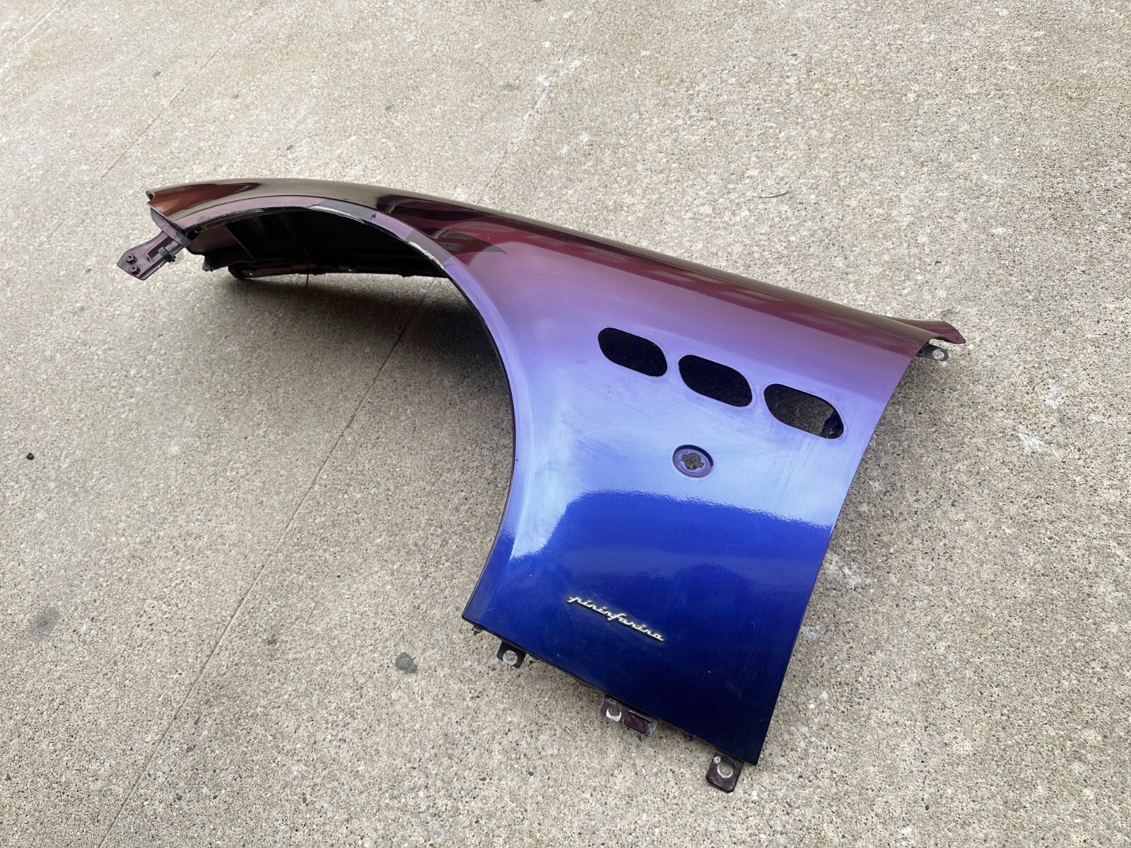 P40526 2003-2012 Maserati Quattroporte M139 Front Fender Shell Driver Side OEM
