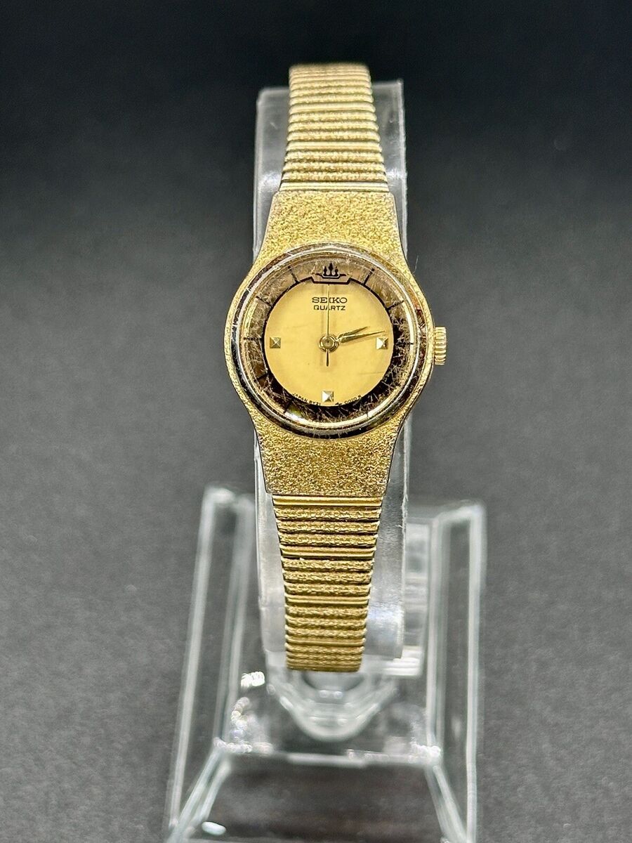 Working Vintage Seiko Quartz Galaxy Women's Watch 8Y21-0030 Working Vintage Seiko Quartz Galaxy Women's Watch 8Y21-0030