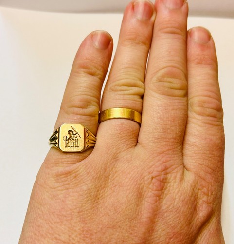 “9ct Solid Gold Lion & Quill Intaglio Seal Ring” Heavy 6.8g Size T & 1/2 - Picture 10 of 15