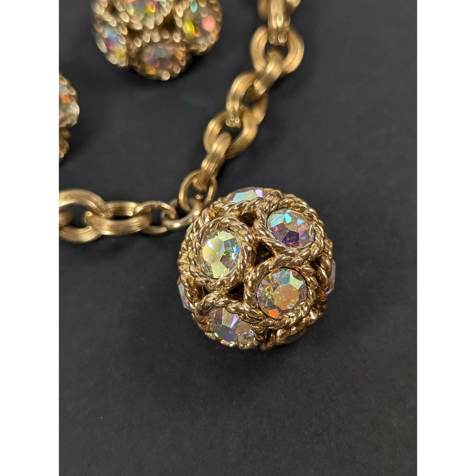 Conjunto de joyas vintage Sarah Coventry AB diamantes de imitación bola colgante collar pendientes Foto 3 de 4