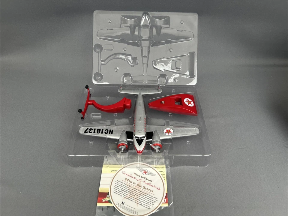 Ertl 1/50 Scale Wings Of Texaco 1937 Lockheed Electra Diecast Plane Bank #24 NIB - Image 2 of 4