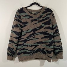 Barefoot Dreams Cozy Chic Women's Green Camo Fuzzy Pullover Sweater Size M