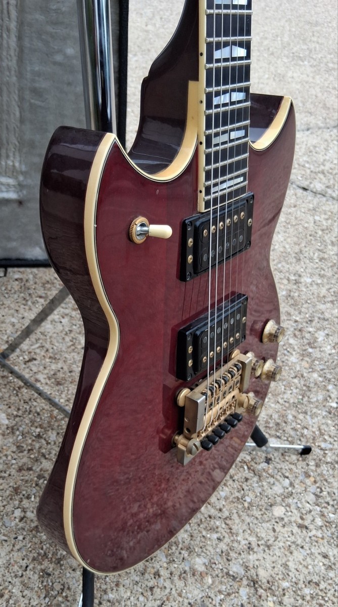 torunaka1029 YAMAHA SG1000 1983年製 1983 Yamaha SG 1000 Made in Japan with hard case Black