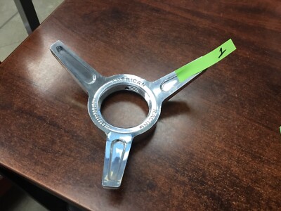 ONE USED American Racing Tri Bar Knock Off Spinner 4427403501 For Shelby Cobra