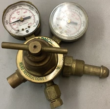 Radnor Compressed Gas Regulator P250-500, 3000PSI Max Pressure  (B306)