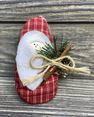 Vtg Christmas Ornament Stuffed Santa Red Plaid Suit Cinnamon Stick Wreath 4 