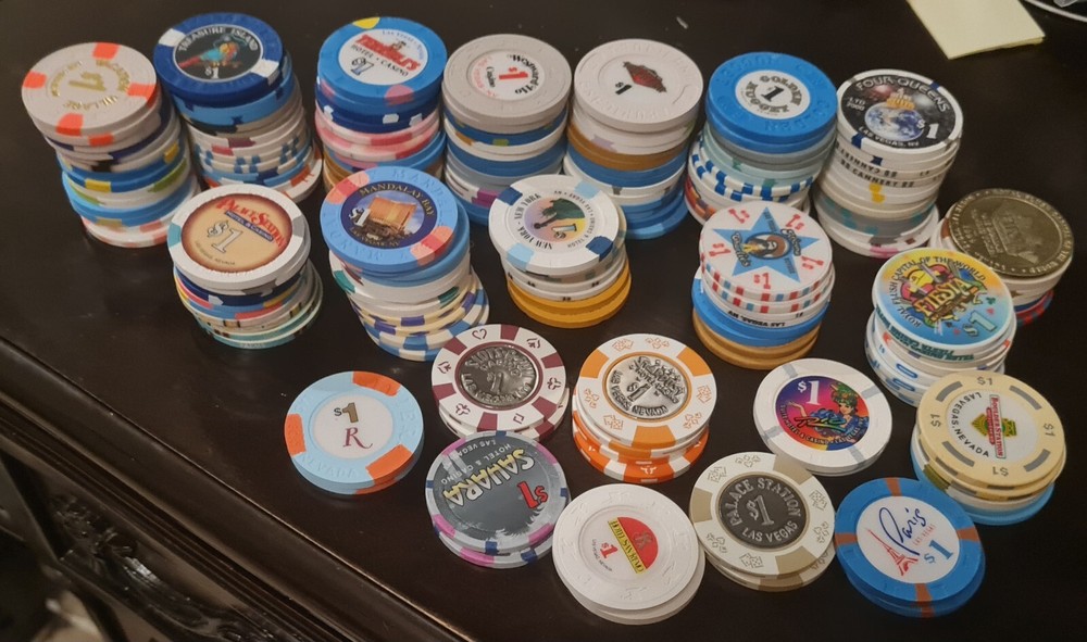 MINT $1-$UP VINTAGE LAS VEGAS CASINO CHIPS AND OTHERS U PICK NEW ITEMS  dec 18