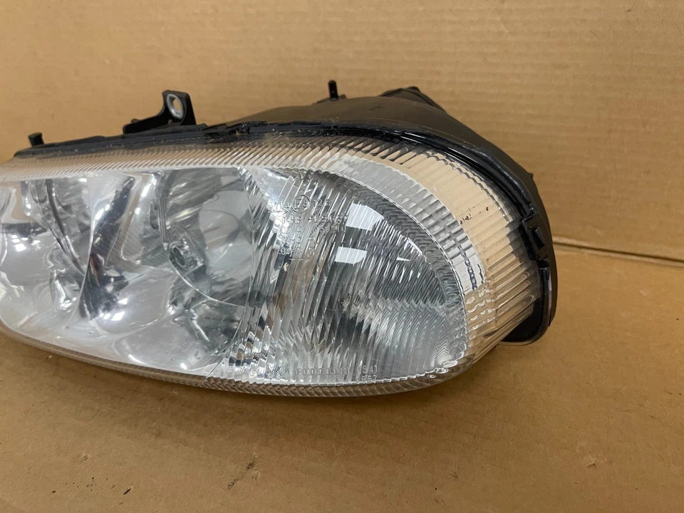 Faro delantero izquierdo alfa romeo 156 932 1.9 jtd 1997 - lado pasajero 38435748 Foto 3 de 4