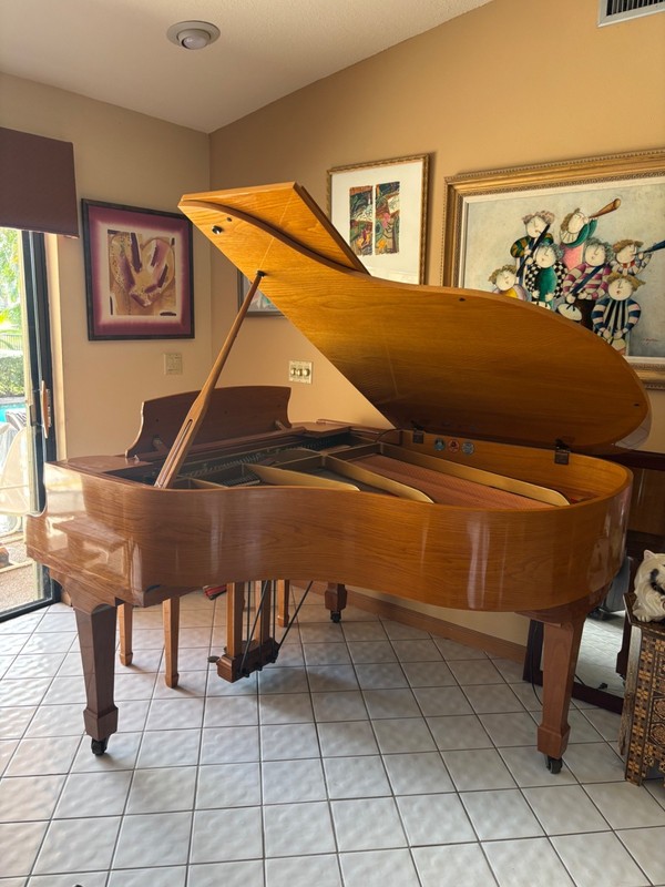 Samick Baby Grand Piano SG-172 (Born: 1986)