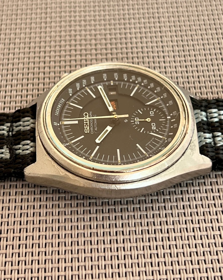 Reloj cronógrafo automático SEIKO 6139-7070 BABY JUMBO para hombre vintage esfera negra Foto 2 de 4