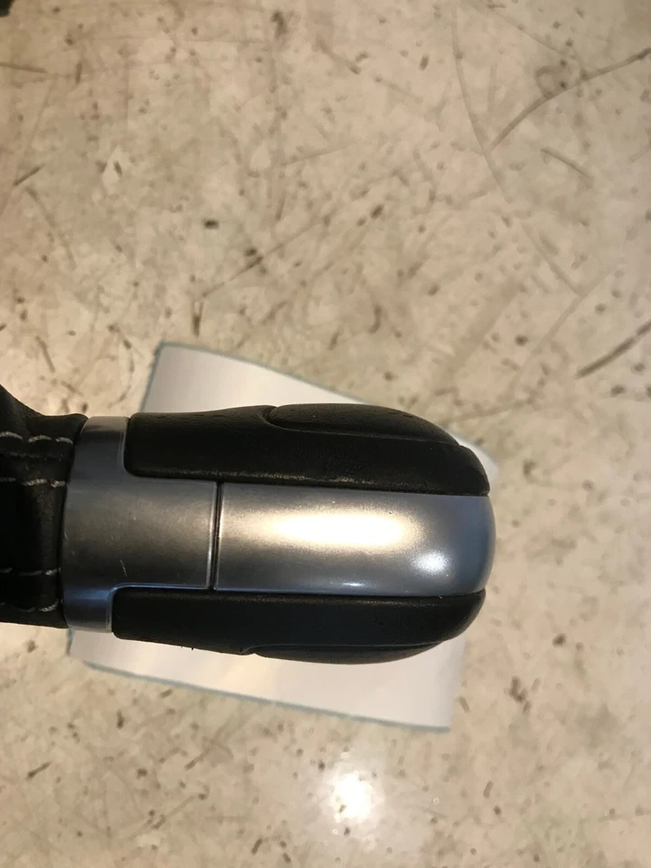 GENUINE 16-20 VW TIGUAN MK2 DSG AUTO GEAR STICK KNOB GEAR GAITER - Image 4 of 4