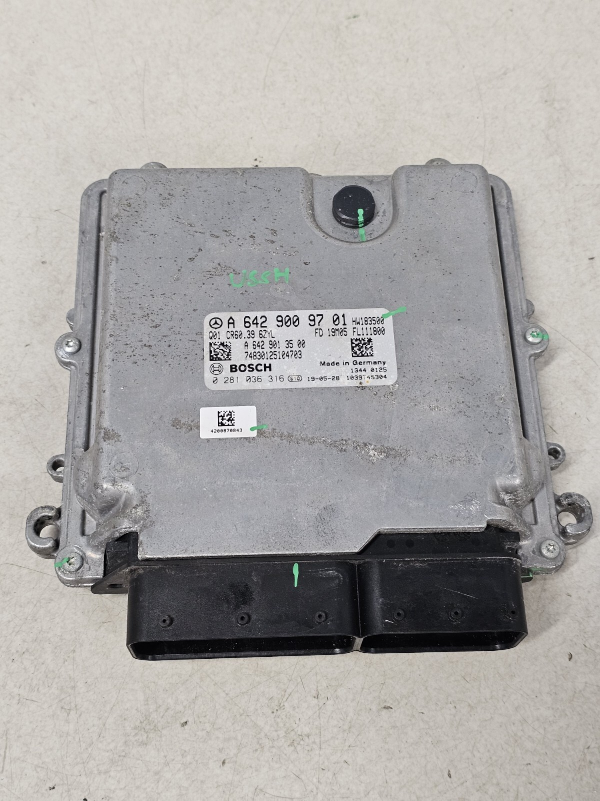 2010-2012 Mercedes Sprinter 2500-3500 Engine Control Module 6429009701