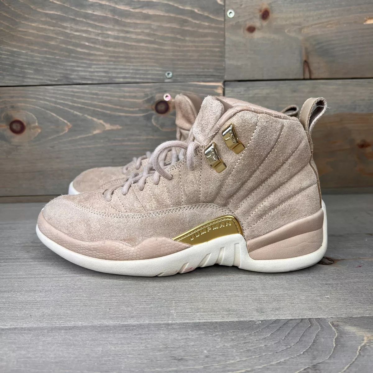 Nike Air Jordan 12 Retro Vachetta Tan Gold AO6068-203 Women Size 6 Preowned