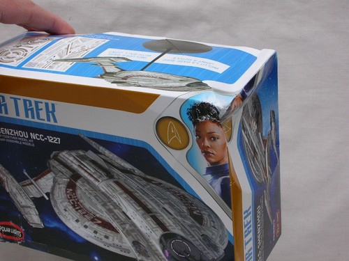 Star Trek Discovery USS SHENZHOU NCC-1227 Plastic Model Kit POL967M POLAR LIGHTS - Picture 9 of 10