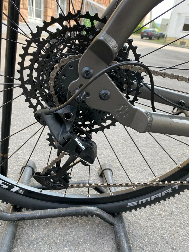 28"Damen Crossrad Trekkingrad Ghost Square Cross Essential AL W 12 Gänge NEU - Bild 3 von 4