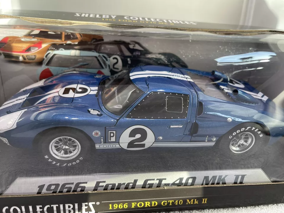 Ford Shelby GT-40 MK II 1966 azul n.º 2 y blanco Dodge Viper GT2 diecast 1:18 Foto 4 de 4